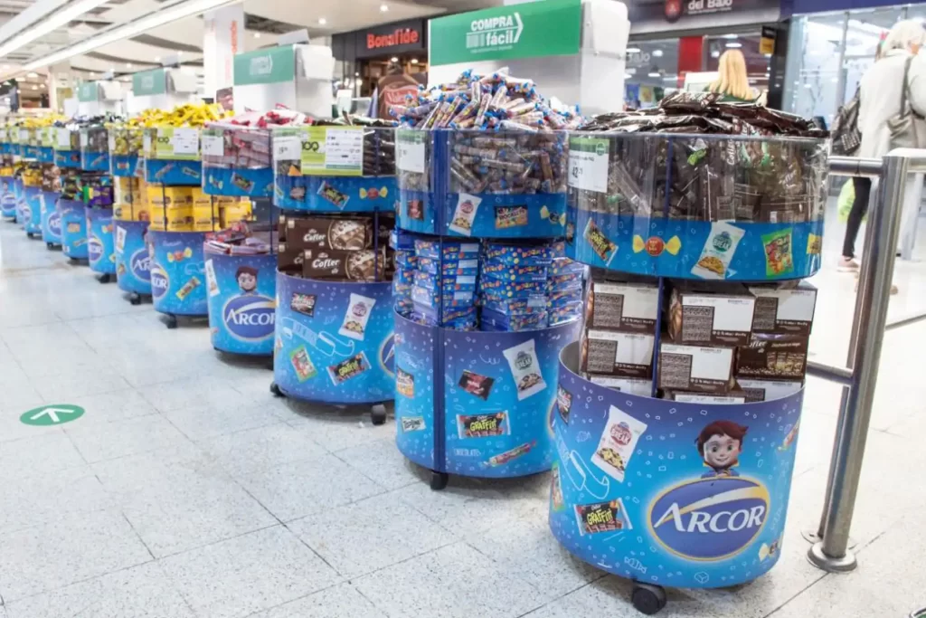 ¿Cómo elegir el Exhibidor Publicitario Ideal para tu Producto? 1 ¿Cómo elegir el Exhibidor Publicitario Ideal para tu Producto?