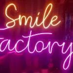 Anuncios Luminosos Inteligentes: Tecnología que Potencia tu Marca 3 Anuncios Luminosos Inteligentes: Tecnología que Potencia tu Marca