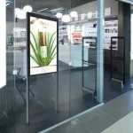 Exhibidores Interactivos: Innovación que Conecta con tu Cliente 2 Exhibidores Interactivos: Innovación que Conecta con tu Cliente